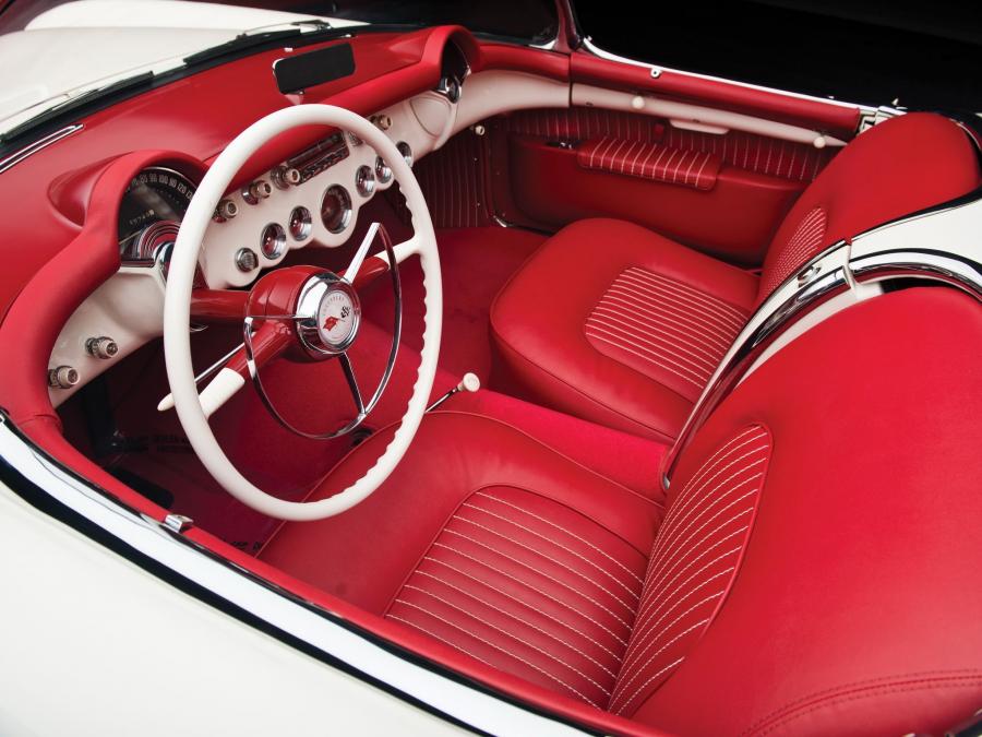 Интерьер Chevrolet Corvette (2934) 1953 года  (фото 91 из 91)